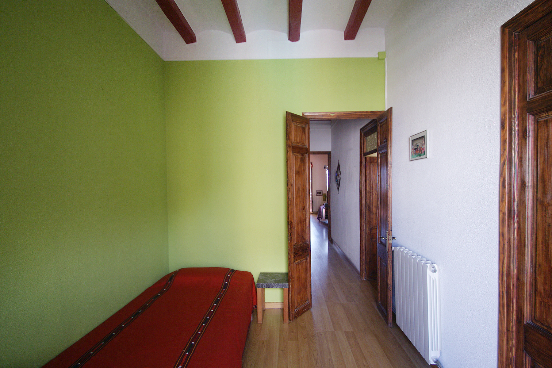 Un piso con preciosos elementos de origen en Sants, Barcelona