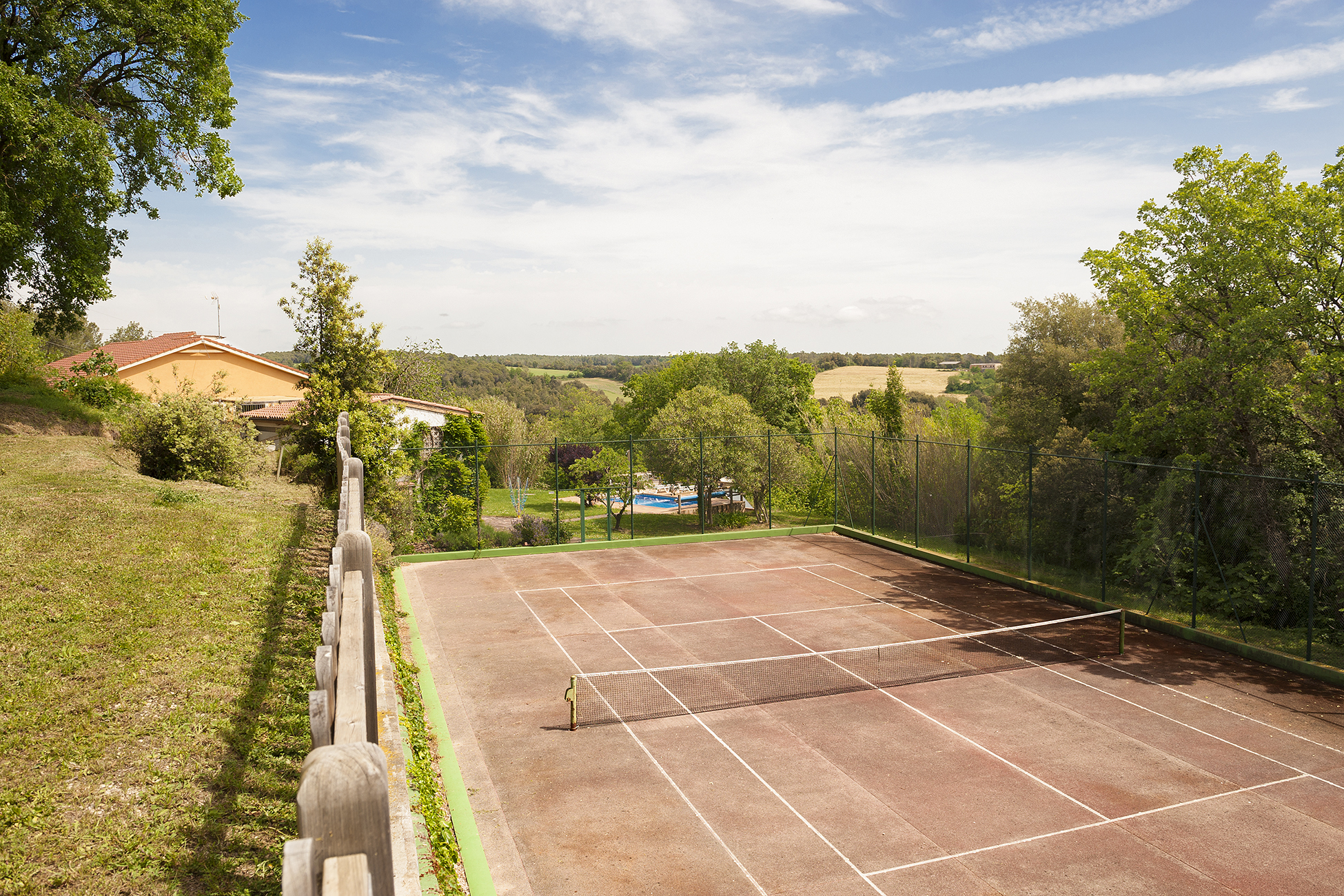 Finca rústica con 2 casas y 5 hectáreas de terreno en Pla de l’Estany