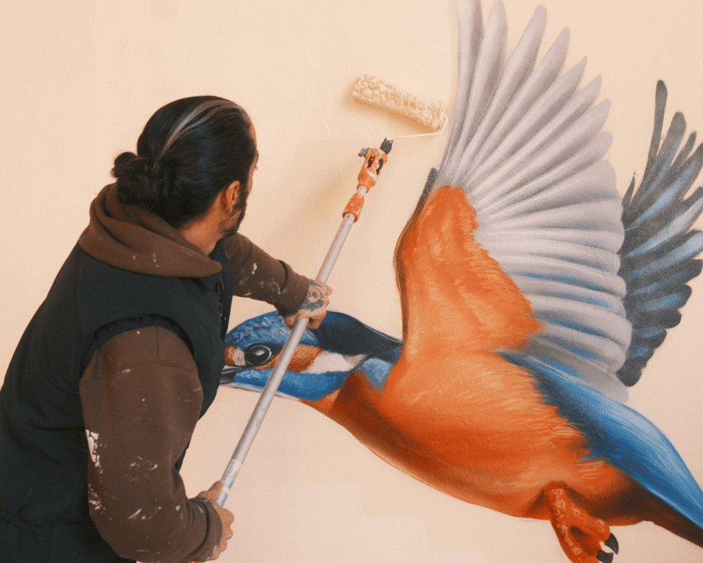 Pedro Mecinas: un vuelo creativo en el corazón de Catarroja | Monapart