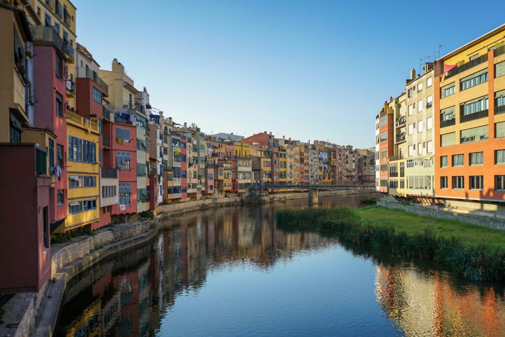 Cases de l'Onyar Girona | Monapart