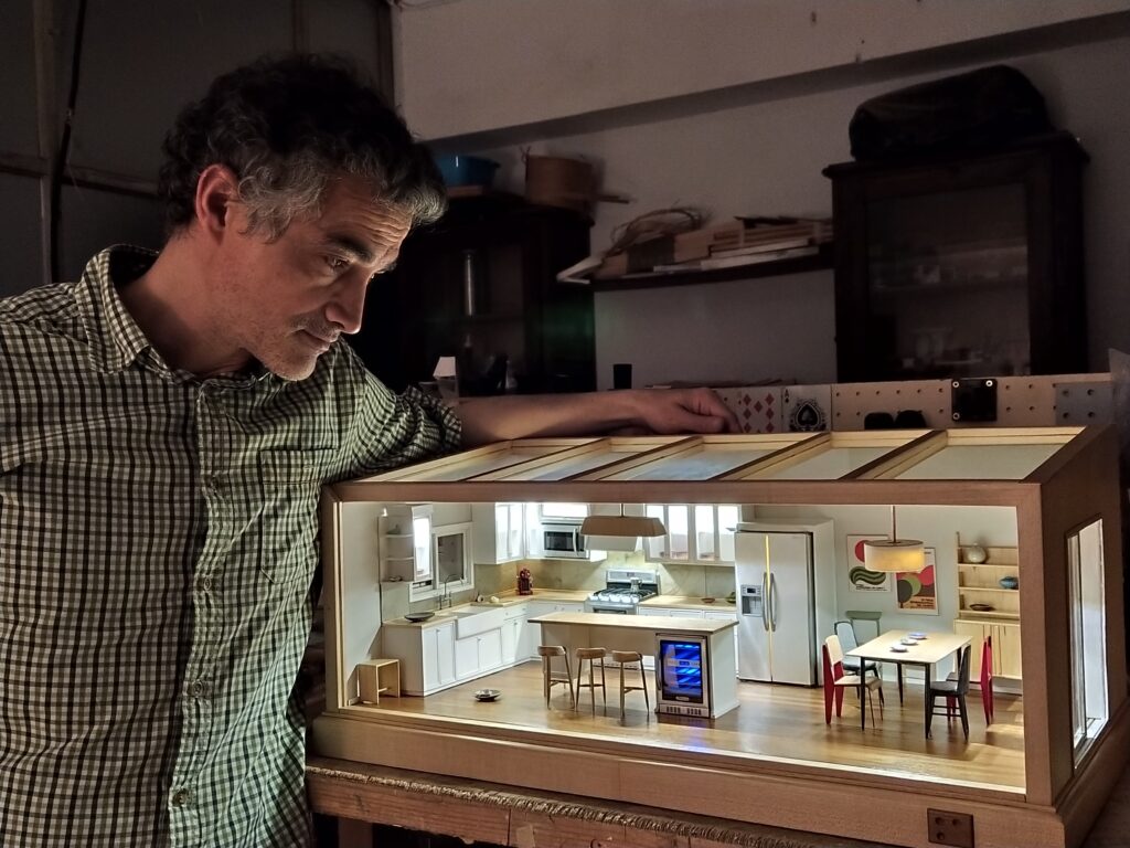 Fernando Setién y su universo en miniatura | Monapart  