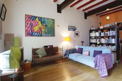 Un piso con preciosos elementos de origen en Sants, Barcelona