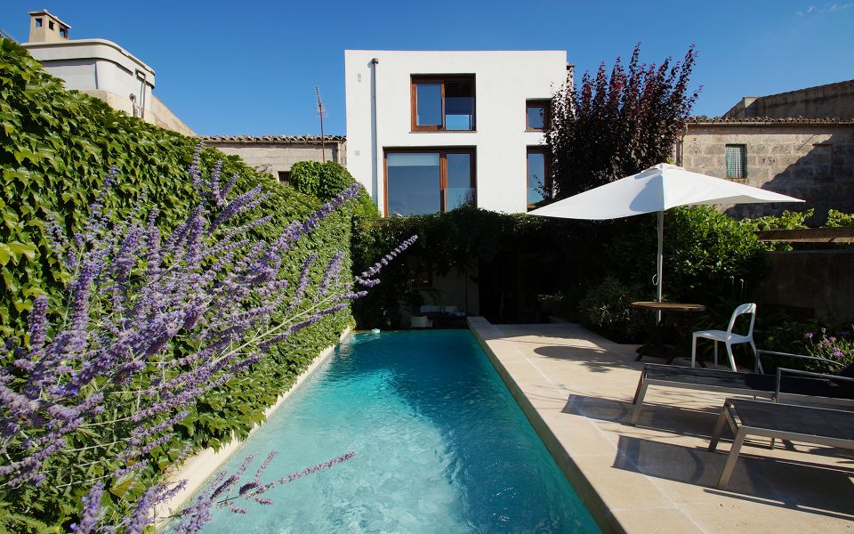 Casa de 2 dormitorios con patio, terraza y piscina en Algaida | Monapart