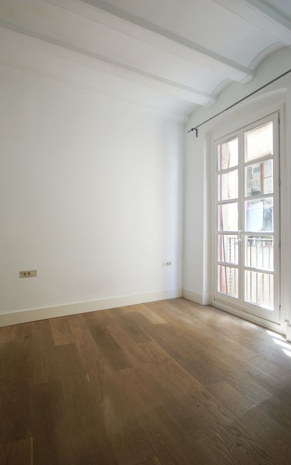 Piso de dos dormitorios en Plaza Santa Caterina | Monapart