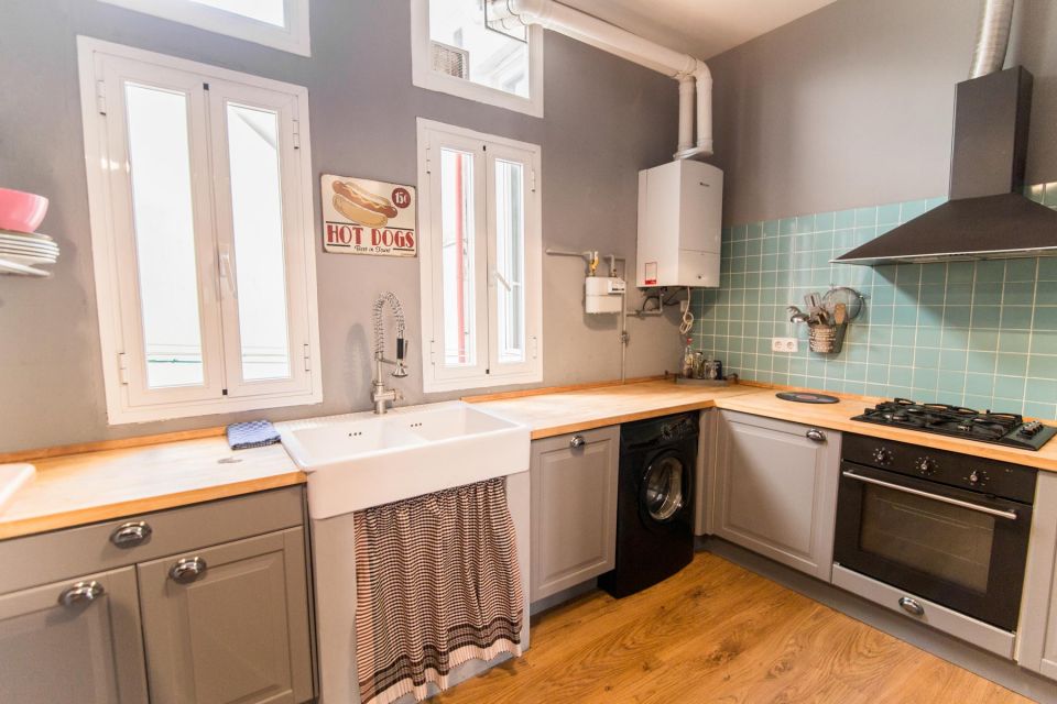 Piso de 2 habitaciones y 2 balcones en Malasaña | Monapart | Venta y