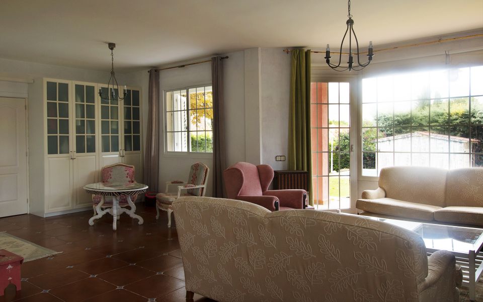 Chalet con jardín y piscina en la urbanización Montehermoso, Campo Real