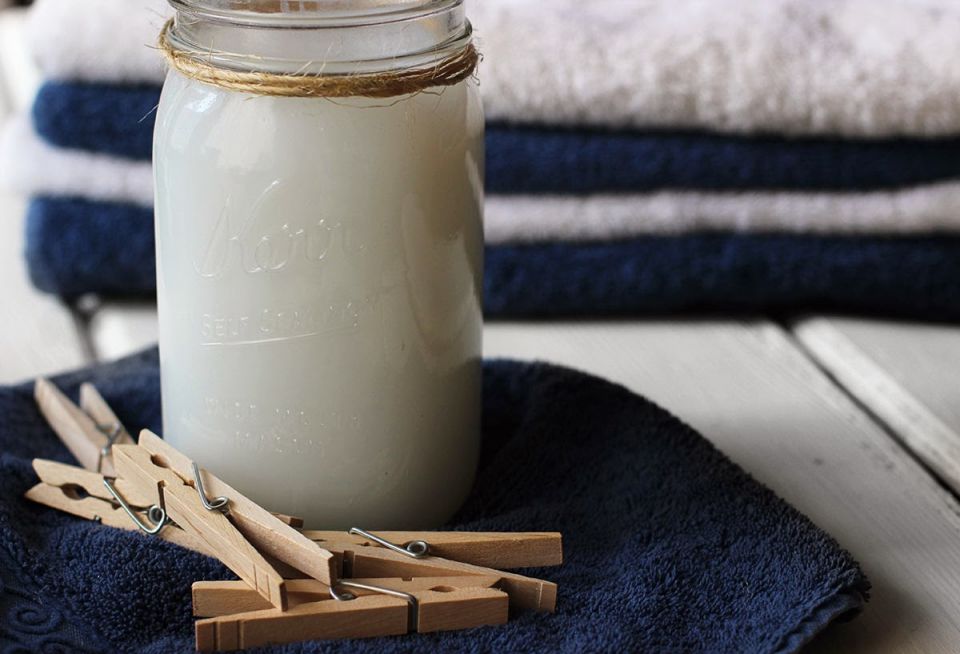 Haz tu propio detergente ecológico casero | Monapart