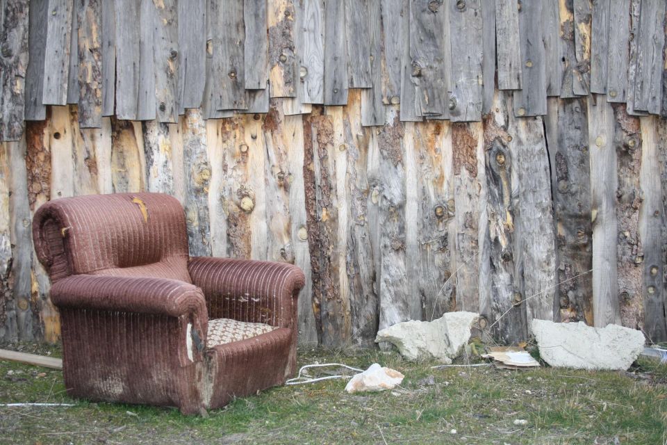 sillón abandonado