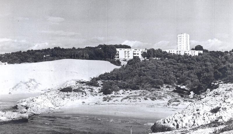 Torre Italia, Cap Salou, Bonet Castellana arquitecto