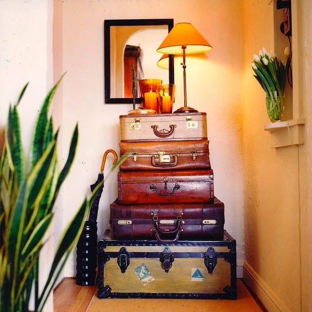 Hacer las maletas para no salir de casa | Monapart
